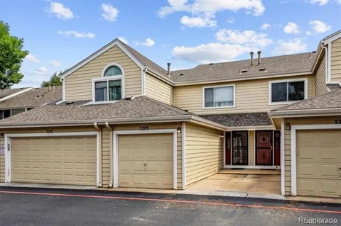 7476 E Arkansas Avenue #32-09