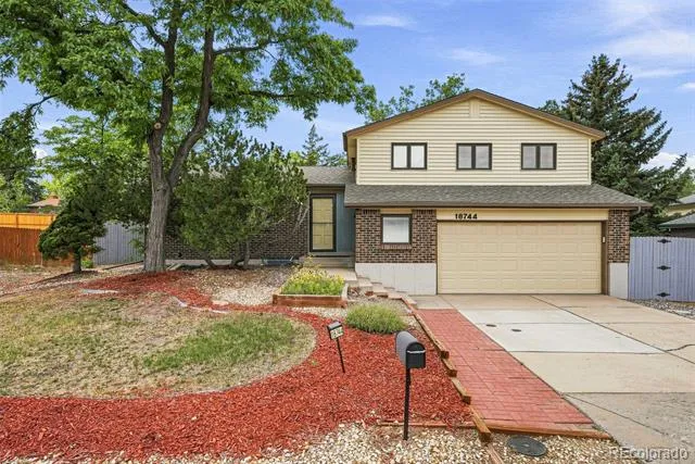 18744 E Brown Place Aurora, CO 80013