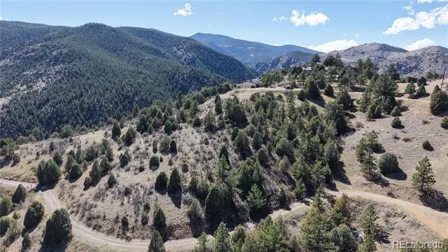 2050 Coyote Spur Golden, CO 80403