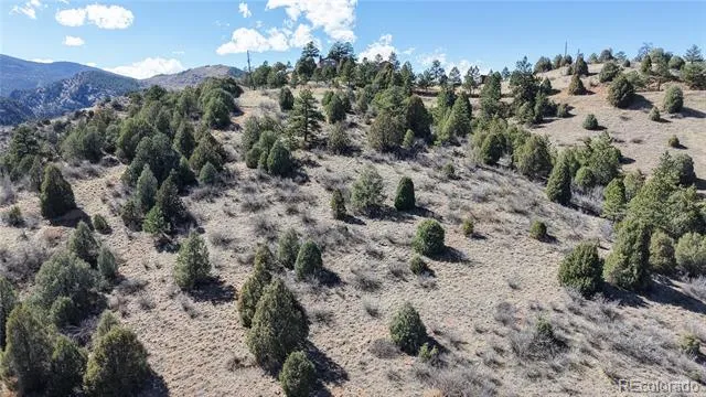2050 Coyote Spur Golden, CO 80403
