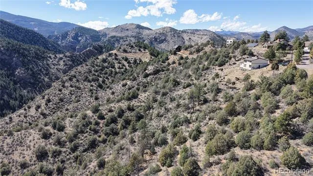 2050 Coyote Spur Golden, CO 80403