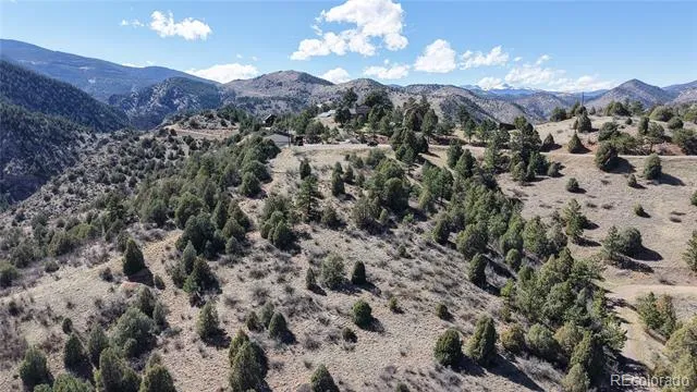 2050 Coyote Spur Golden, CO 80403
