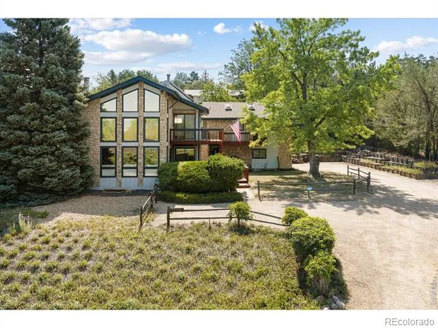 1032 Ridglea Way Boulder, CO 80303