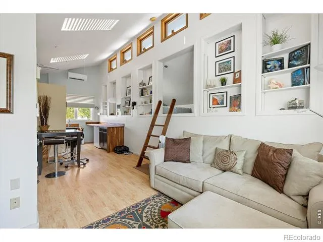 1032 Ridglea Way Boulder, CO 80303