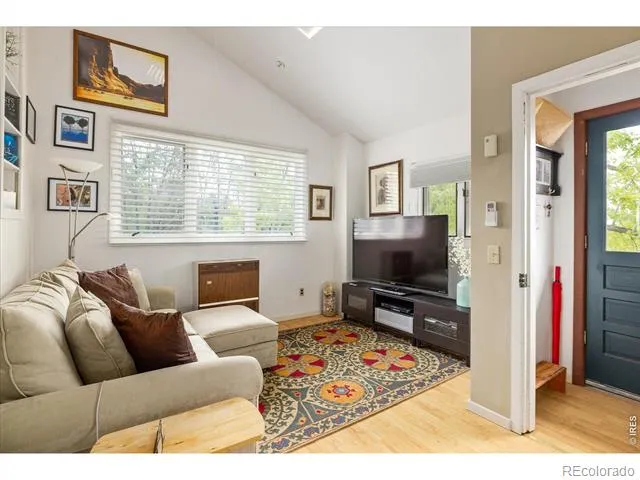 1032 Ridglea Way Boulder, CO 80303