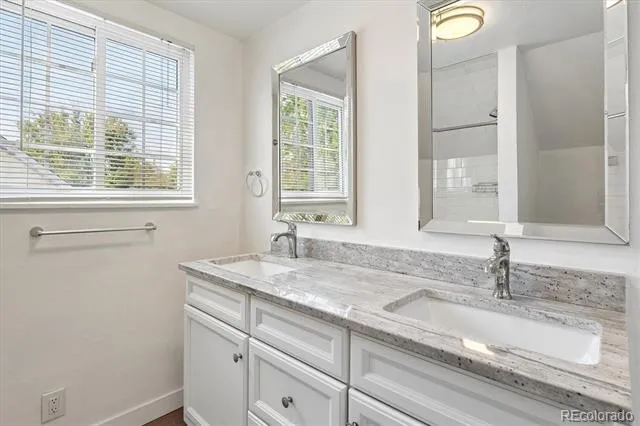 1186 Rosemary Street Denver, CO 80220