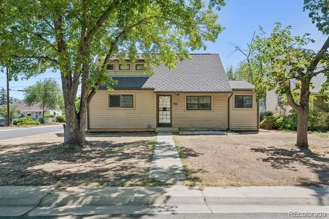 1186 Rosemary Street Denver, CO 80220
