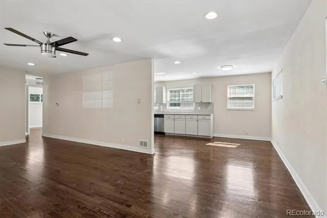1186 Rosemary Street Denver, CO 80220