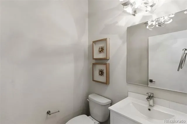 417 Chestnut Street Colorado Springs, CO 80905