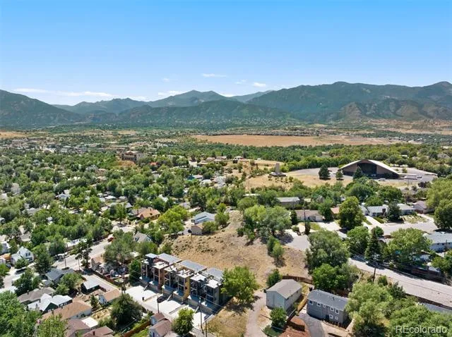 417 Chestnut Street Colorado Springs, CO 80905