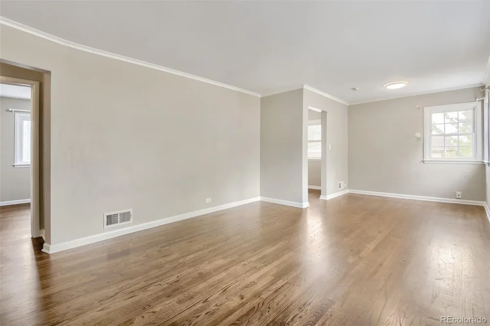 1704 W Crestline Avenue Littleton, CO 80120