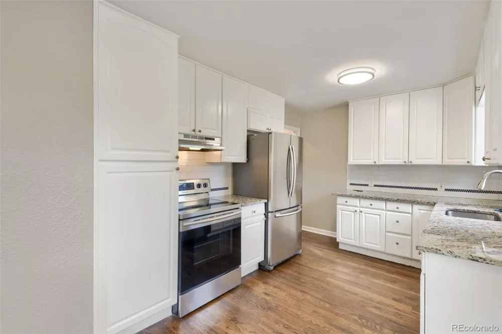 1704 W Crestline Avenue Littleton, CO 80120