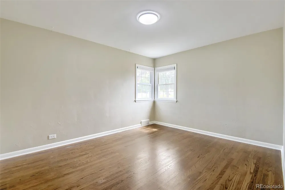 1704 W Crestline Avenue Littleton, CO 80120
