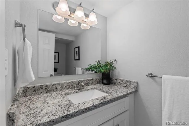 2700 S Holly Street #216 Denver, CO 80222