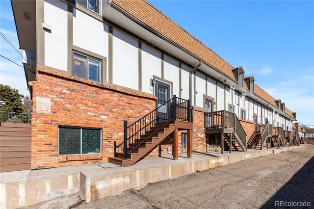 2700 S Holly Street #216 Denver, CO 80222