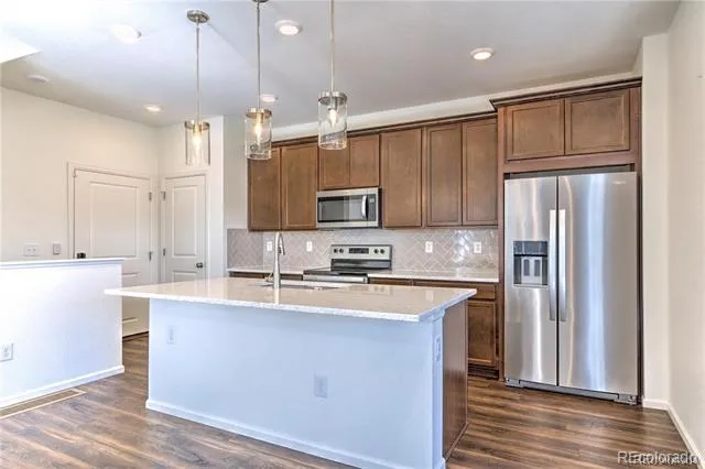 6253 Liverpool Street Aurora, CO 80019