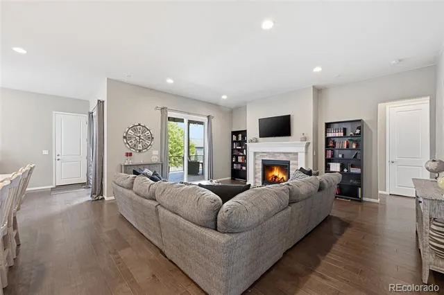 6449 Village Lane Centennial, CO 80111
