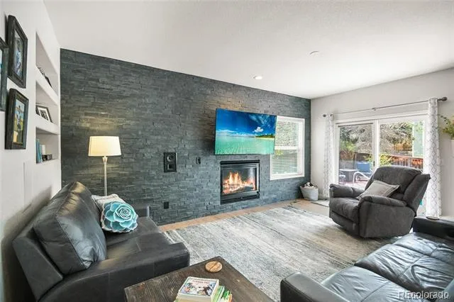 9943 Cottoncreek Drive Highlands Ranch, CO 80130