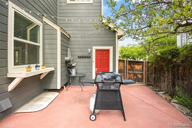 9943 Cottoncreek Drive Highlands Ranch, CO 80130