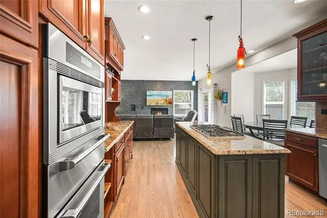 9943 Cottoncreek Drive Highlands Ranch, CO 80130