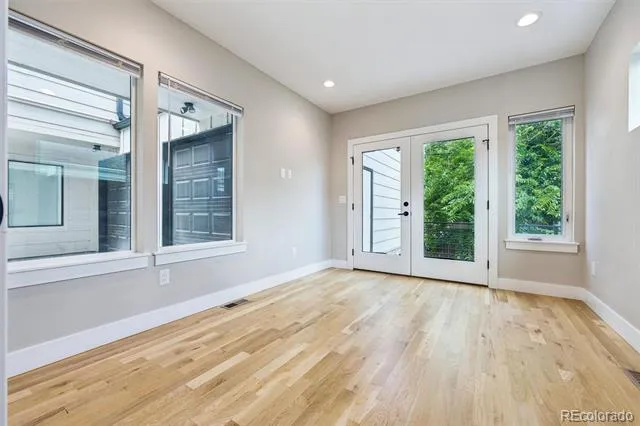 2147 S Bellaire Street Denver, CO 80222