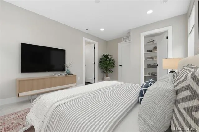 2147 S Bellaire Street Denver, CO 80222