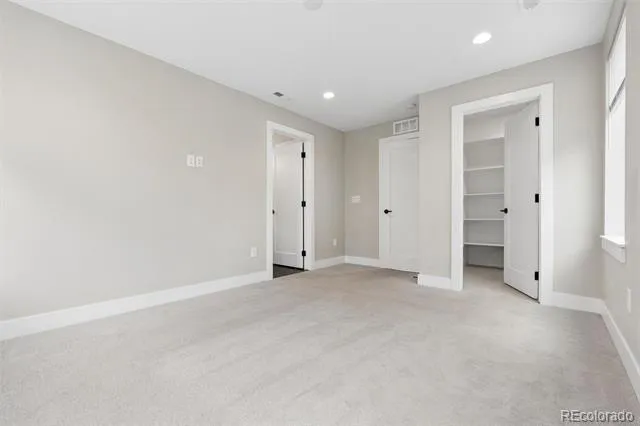 2147 S Bellaire Street Denver, CO 80222