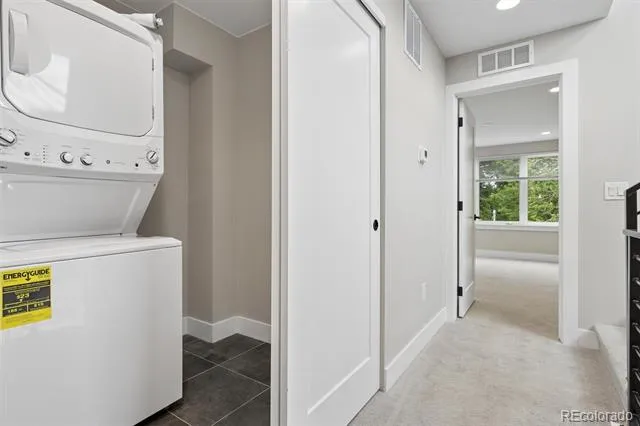2147 S Bellaire Street Denver, CO 80222