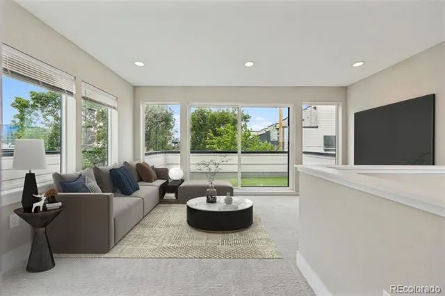 2147 S Bellaire Street Denver, CO 80222