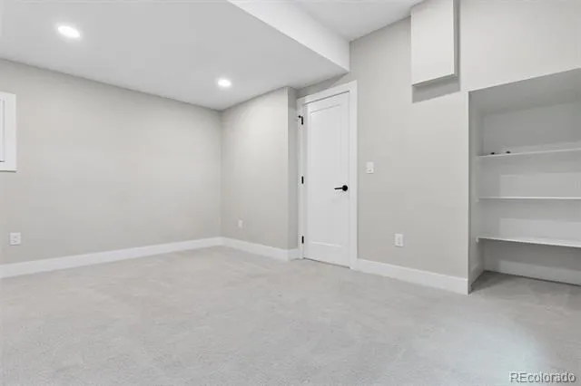 2147 S Bellaire Street Denver, CO 80222
