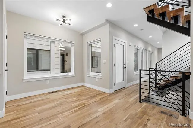 2147 S Bellaire Street Denver, CO 80222
