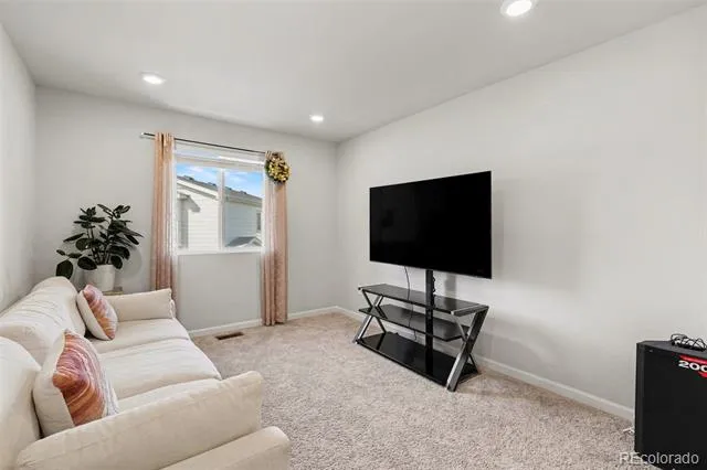 12445 E 101st Drive Commerce City, CO 80022