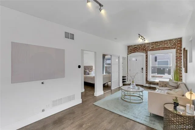 2539 W 27th Avenue Denver, CO 80211