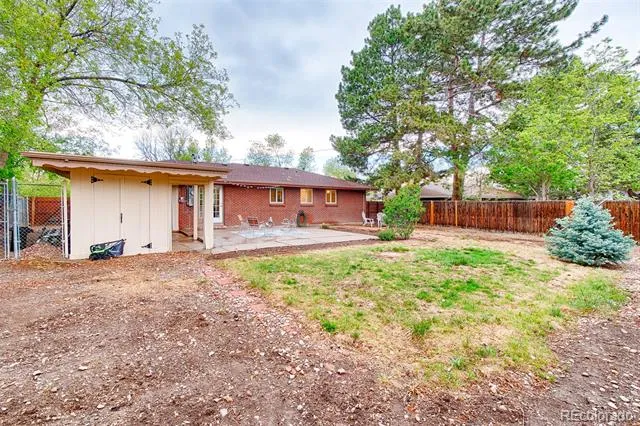 246 Lansing Street Aurora, CO 80010