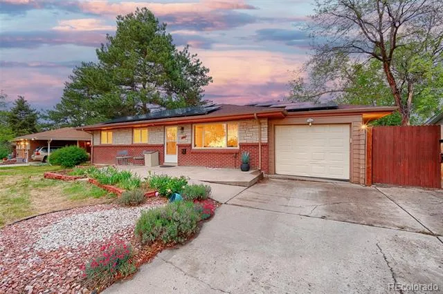 246 Lansing Street Aurora, CO 80010
