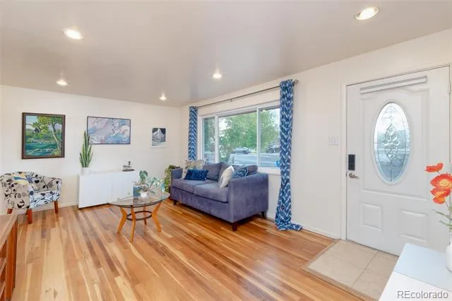 246 Lansing Street Aurora, CO 80010