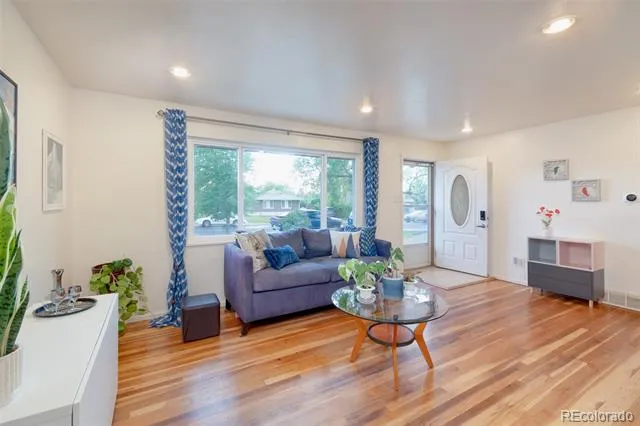 246 Lansing Street Aurora, CO 80010