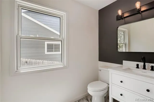 9399 Yale Lane Highlands Ranch, CO 80130