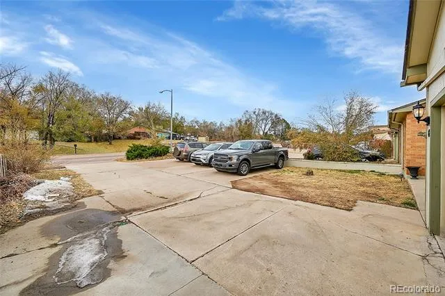 421 S Chelton Road Colorado Springs, CO 80910