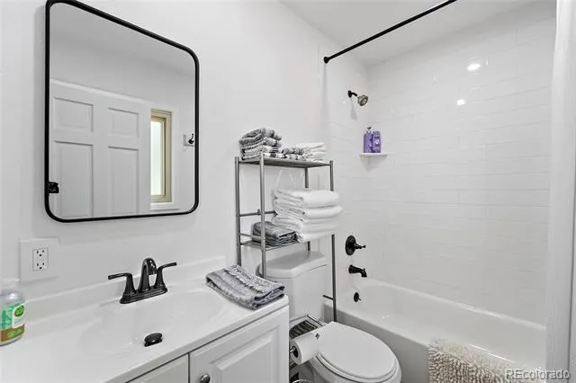 314 Lake Avenue Colorado Springs, CO 80906