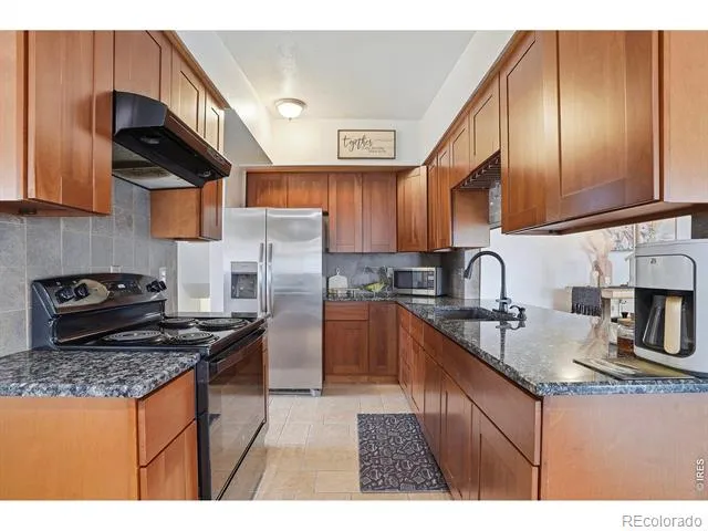 1654 S Perry Street Denver, CO 80219