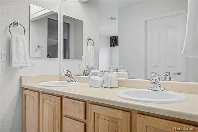 7318 S Millbrook Street Aurora, CO 80016