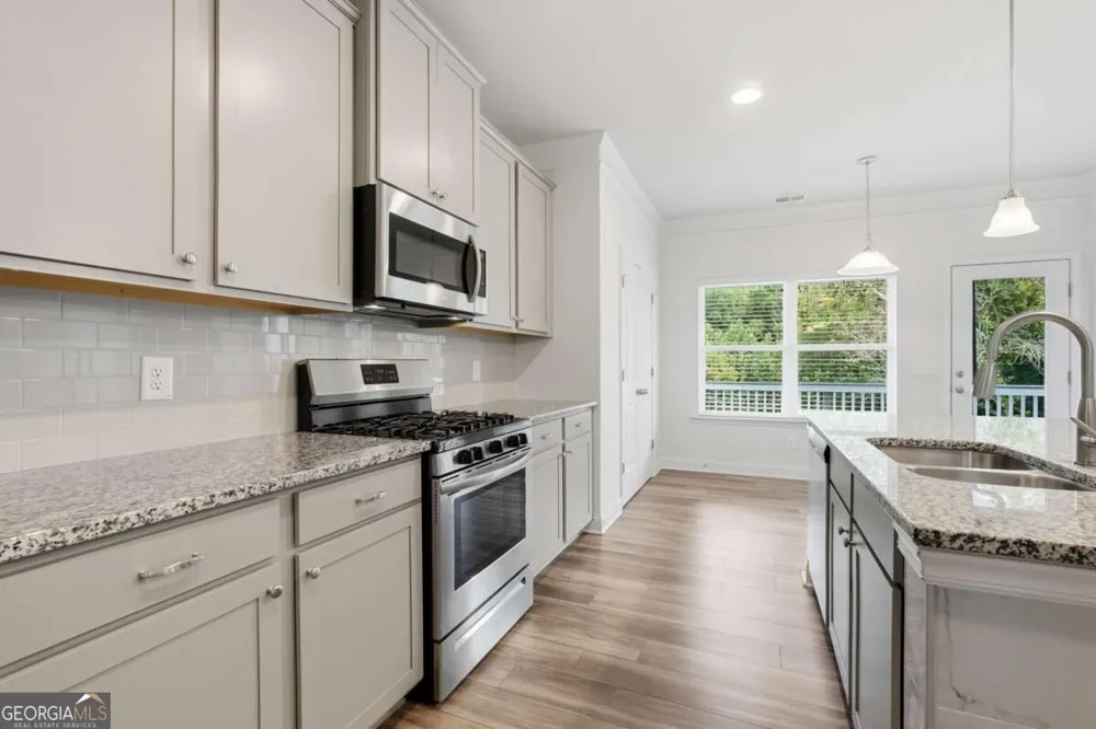 86 Twelve Oaks DR SE Cartersville, GA 30120