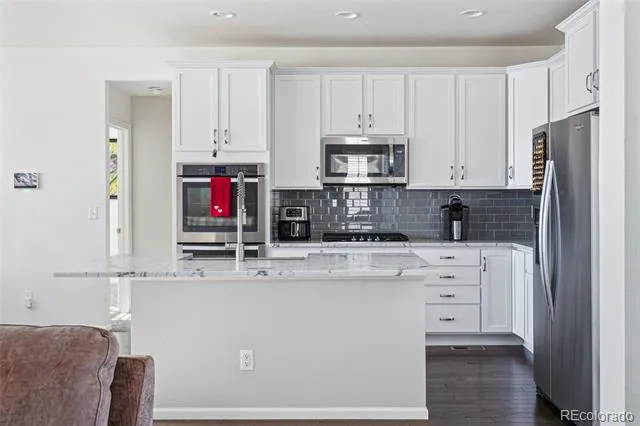 8086 S Grand Baker Way Aurora, CO 80016