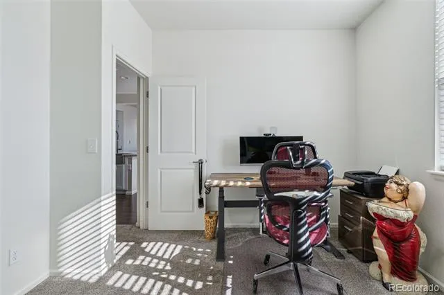 8086 S Grand Baker Way Aurora, CO 80016