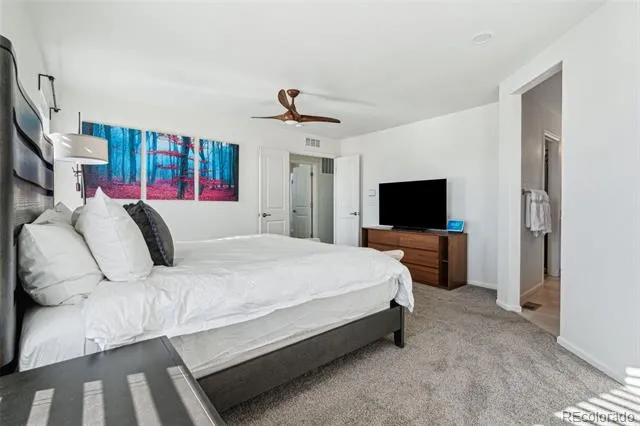 8086 S Grand Baker Way Aurora, CO 80016