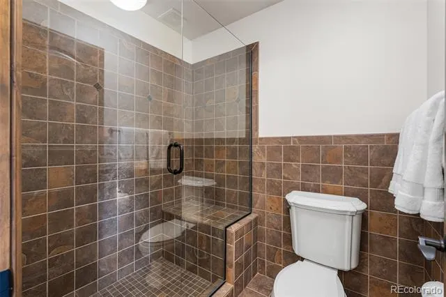 5686 Aspen Leaf Drive Littleton, CO 80125
