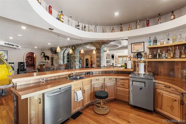 5686 Aspen Leaf Drive Littleton, CO 80125