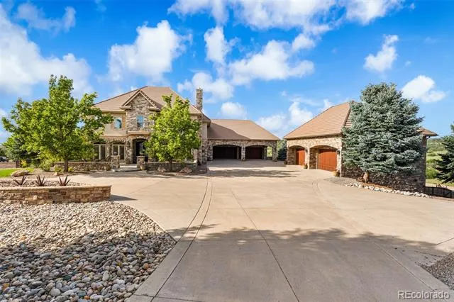 5686 Aspen Leaf Drive Littleton, CO 80125
