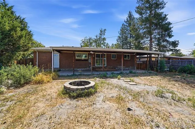 2541 Billings Street Aurora, CO 80011